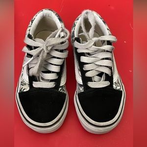 Kids floral vans size 10.5